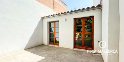 Real Estates picture 0 Ref. 77328