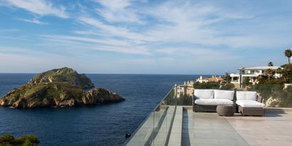 Real Estates picture 23 Ref. 83027