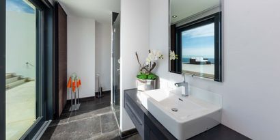 Real Estates picture 15 Ref. 83027