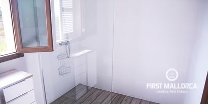 Real Estates picture 9 Ref. R13695