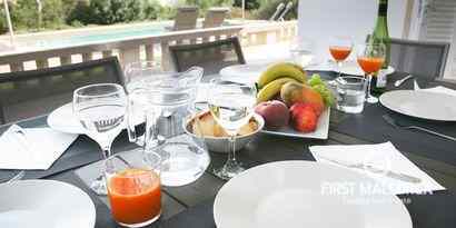 Real Estates picture 5 Ref. R13695