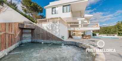 Real Estates picture 18 Ref. R10219