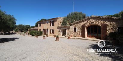 Real Estates picture 0 Ref. R14972