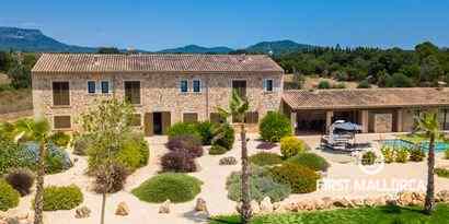 Inmobiliaria picture 0 Ref. Nº. 63768