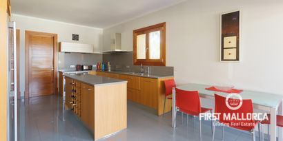 Real Estates picture 2 Ref. 70242