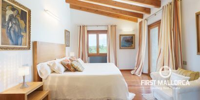 Real Estates picture 3 Ref. 70242