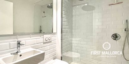Inmobiliaria picture 9 Ref. Nº. R16703