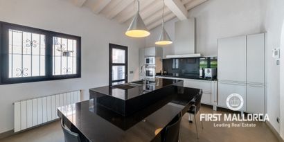Inmobiliaria picture 2 Ref. Nº. 40102