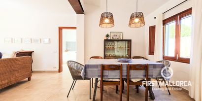 Real Estates picture 2 Ref. R13644