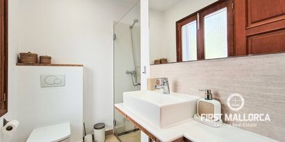 Real Estates picture 12 Ref. R13644