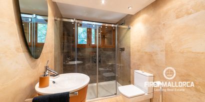 Real Estates picture 18 Ref. 71110