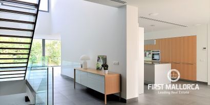 Real Estates picture 2 Ref. R17745