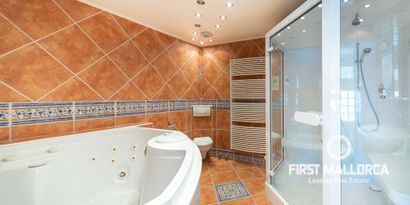 Inmobiliaria picture 21 Ref. Nº. 72050