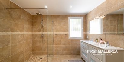 Inmobiliaria picture 25 Ref. Nº. 72050