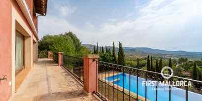 Real Estates picture 16 Ref. R16587