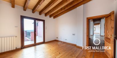 Real Estates picture 12 Ref. R16587