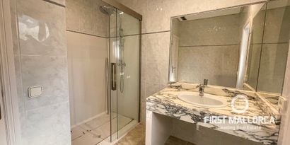 Real Estates picture 13 Ref. R18896