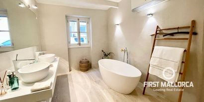 Inmobiliaria picture 11 Ref. Nº. R18771