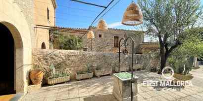 Real Estates picture 3 Ref. R19823