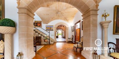 Inmobiliaria picture 7 Ref. Nº. R19330