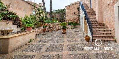 Inmobiliaria picture 5 Ref. Nº. R19330