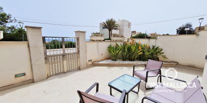 Inmobiliaria picture 0 Ref. Nº. R20188