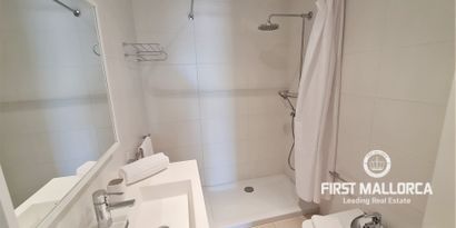 Inmobiliaria picture 8 Ref. Nº. R20188