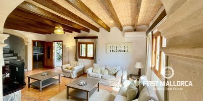 Inmobiliaria picture 6 Ref. Nº. 74279