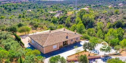 Real Estates picture 0 Ref. 74395