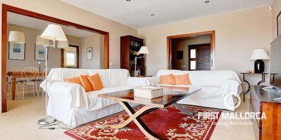 Real Estates picture 11 Ref. 74395