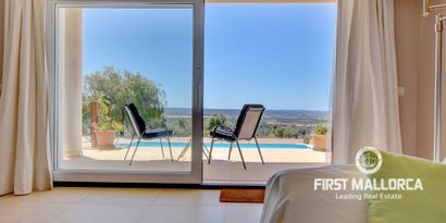 Real Estates picture 12 Ref. 74395