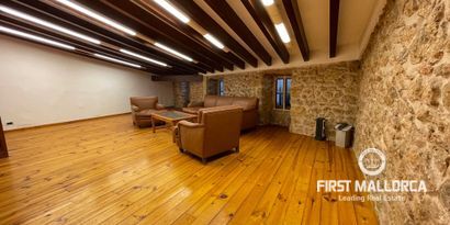 Real Estates picture 10 Ref. 74615