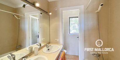 Real Estates picture 15 Ref. R19912