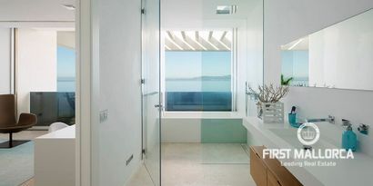 Real Estates picture 19 Ref. R10172