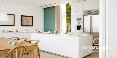 Real Estates picture 14 Ref. R10172