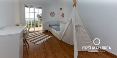 Real Estates picture 18 Ref. 75417