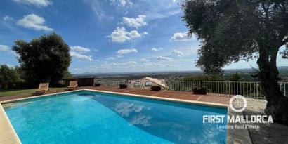 Real Estates picture 2 Ref. 75417