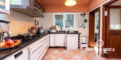 Real Estates picture 2 Ref. 72752