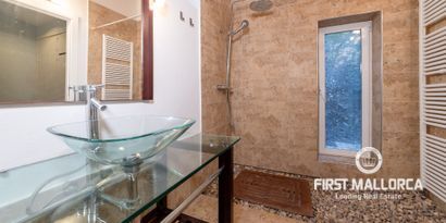 Real Estates picture 7 Ref. 72752