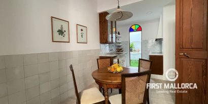 Real Estates picture 3 Ref. 75784