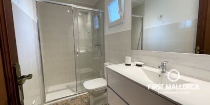 Real Estates picture 9 Ref. 75784