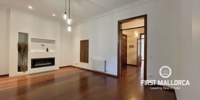 Real Estates picture 3 Ref. R22006