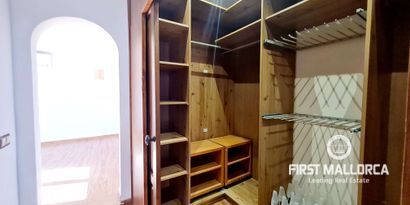 Real Estates picture 10 Ref. R22117