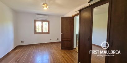 Real Estates picture 8 Ref. R22117