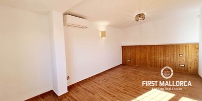 Real Estates picture 9 Ref. R22117