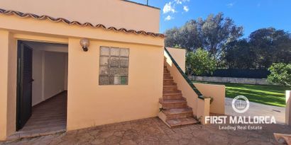 Real Estates picture 14 Ref. R22117