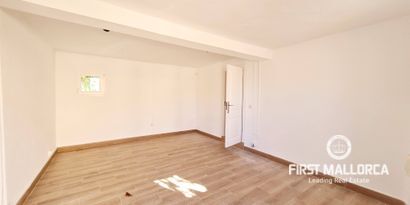 Real Estates picture 15 Ref. R22117