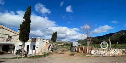 Inmobiliaria picture 2 Ref. Nº. 75799
