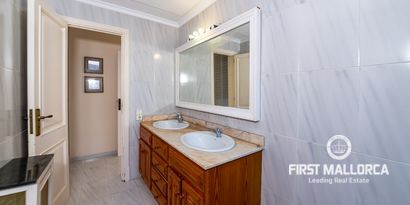 Inmobiliaria picture 15 Ref. Nº. 76456
