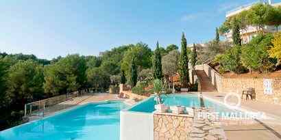 Real Estates picture 5 Ref. 52213